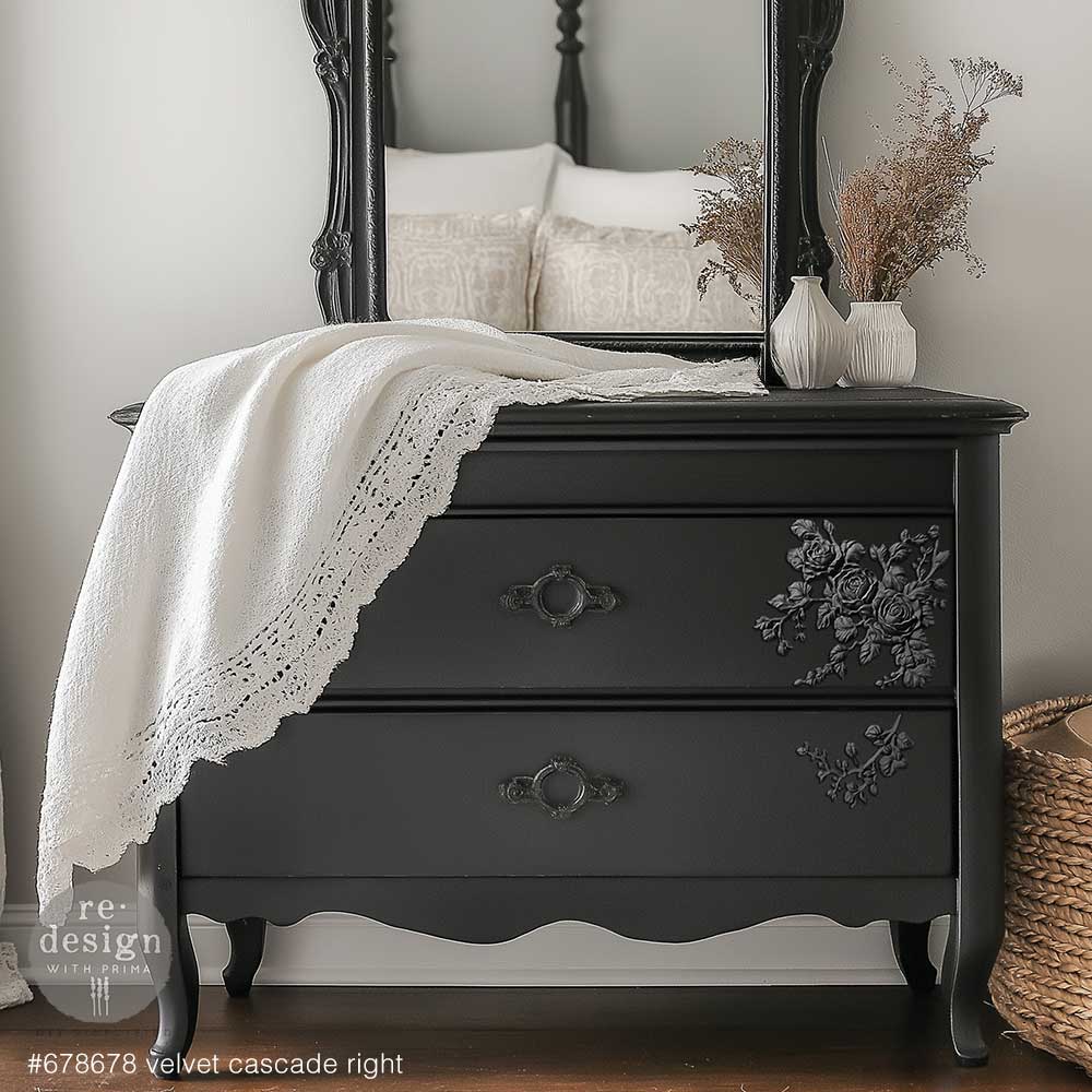 DECOR POLY_Velvet Cascade_Right_Redesign With Prima
